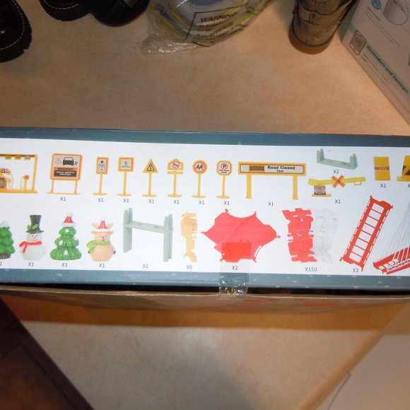 Lucky Doug Christmas play set - Picture 7 of 8